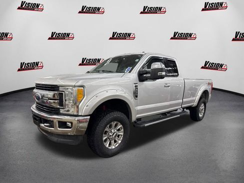 Used 2017 Ford F250 XLT w/ XLT Premium Package image 1