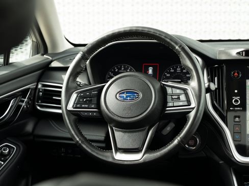 Used 2025 Subaru Outback Limited AWD/4WD image 9