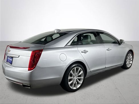 Used 2017 Cadillac XTS Luxury image 6