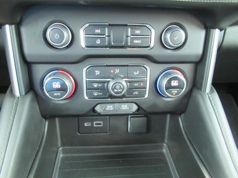 Used 2023 Chevrolet Tahoe LS AWD/4WD image 26