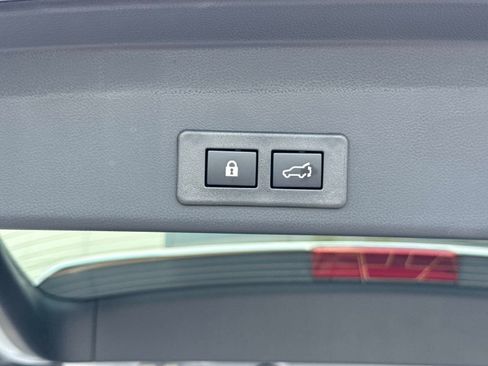 Used 2026 Subaru Ascent Premium AWD/4WD image 13