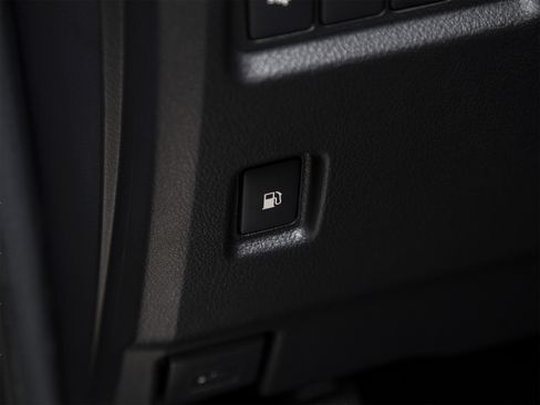 Used 2019 Lexus GX 460 AWD/4WD image 23