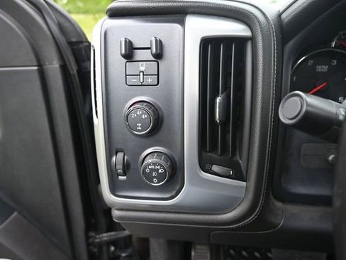 Used 2016 GMC Sierra 2500 SLT w/ Duramax Plus Package AWD/4WD image 31
