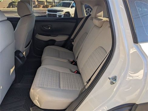 Used 2024 Honda HR-V LX image 9