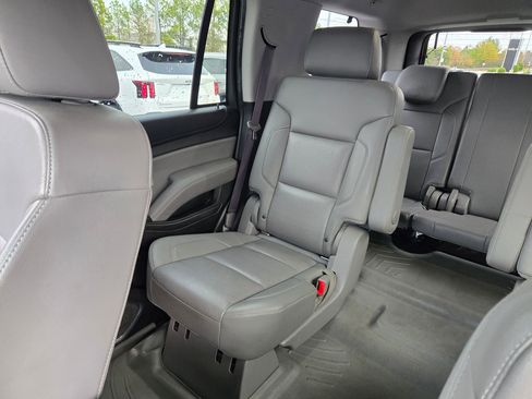 Used 2017 Chevrolet Tahoe LT image 12