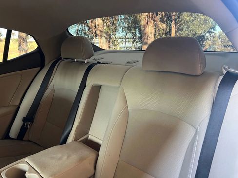 Used 2015 Kia Optima LX image 22