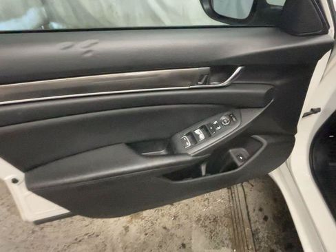 Used 2020 Honda Accord Sport image 29