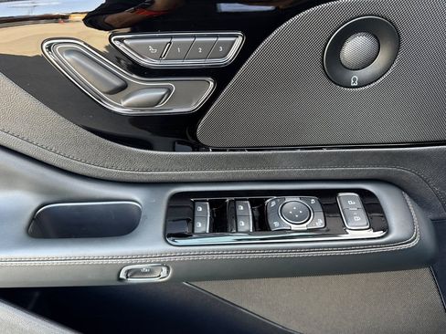 New 2025 Lincoln Aviator Reserve image 10