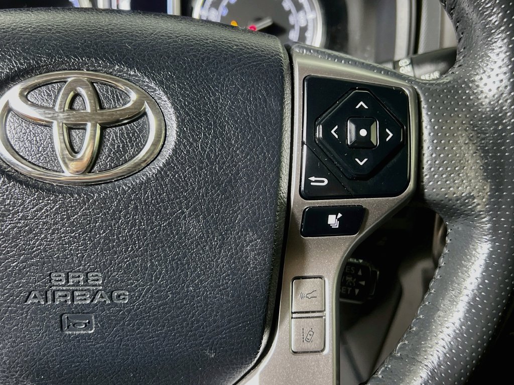 Used 2024 Toyota 4Runner Limited RWD image 17