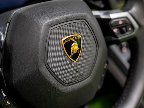 Used 2016 Lamborghini Huracan LP 610-4 AWD/4WD image 49