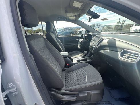 Used 2023 Chevrolet Equinox LT image 27