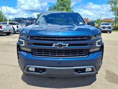 Used 2021 Chevrolet Silverado 1500 RST w/ Z71 Off-Road Package AWD/4WD image 2