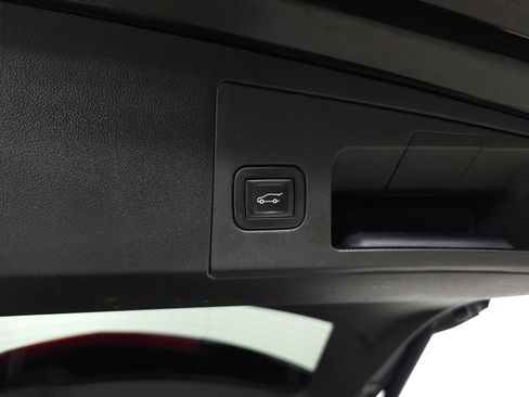 Used 2019 Cadillac XT5 Luxury AWD/4WD image 8