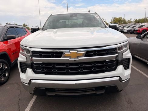 Used 2022 Chevrolet Silverado 1500 LT RWD image 3