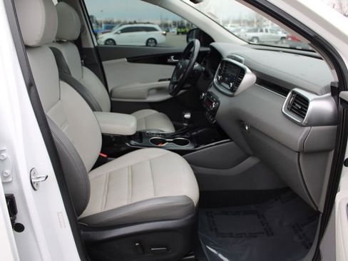 Used 2020 Kia Sorento SX image 21