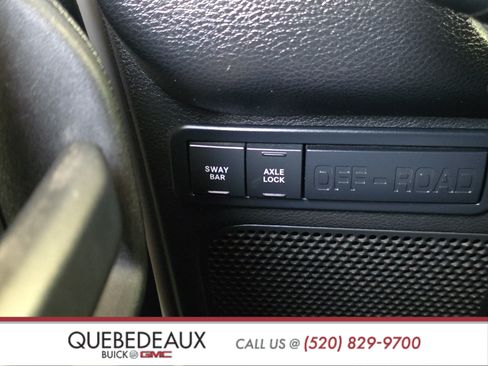 Used 2015 Jeep Wrangler Unlimited Rubicon w/ Dual Top Group AWD/4WD image 24