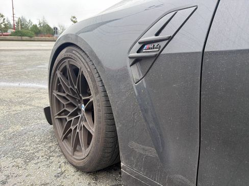 Used 2021 BMW M4 Competition w/ Executive Package image 2