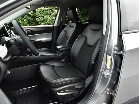 Used 2022 Jeep Compass Latitude AWD/4WD image 20