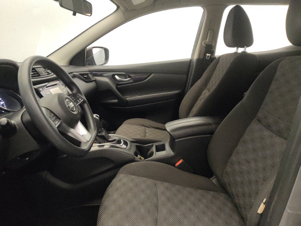 Used 2017 Nissan Rogue Sport SV FWD image 17