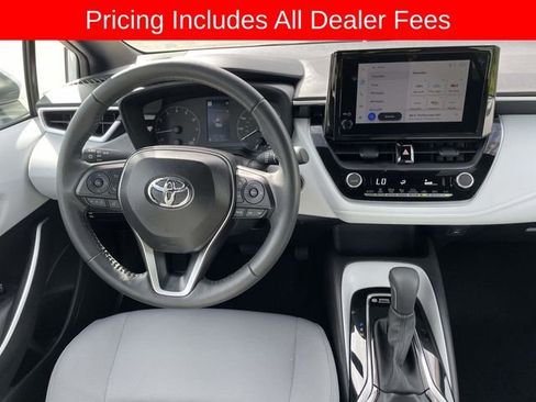 Used 2025 Toyota Corolla SE FWD image 15