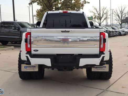 Used 2024 Ford F350 Platinum image 6