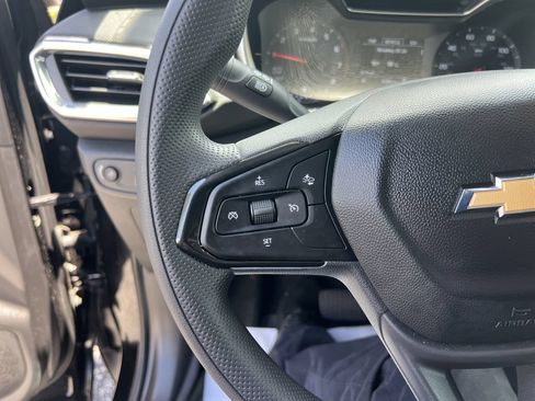Used 2023 Chevrolet TrailBlazer LT FWD image 19