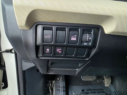 Used 2019 Subaru Ascent Premium AWD/4WD image 26