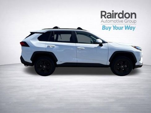Used 2024 Toyota RAV4 XLE AWD/4WD image 8