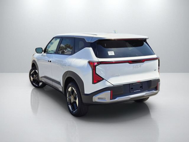 New 2027 Kia Seltos S AWD/4WD image 6