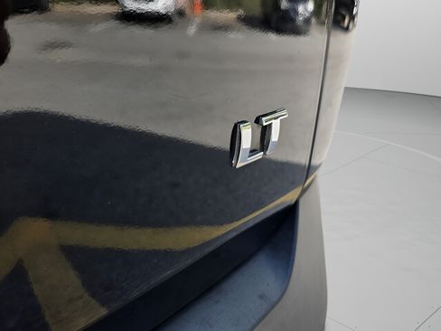 Used 2018 Chevrolet Traverse LT FWD image 30