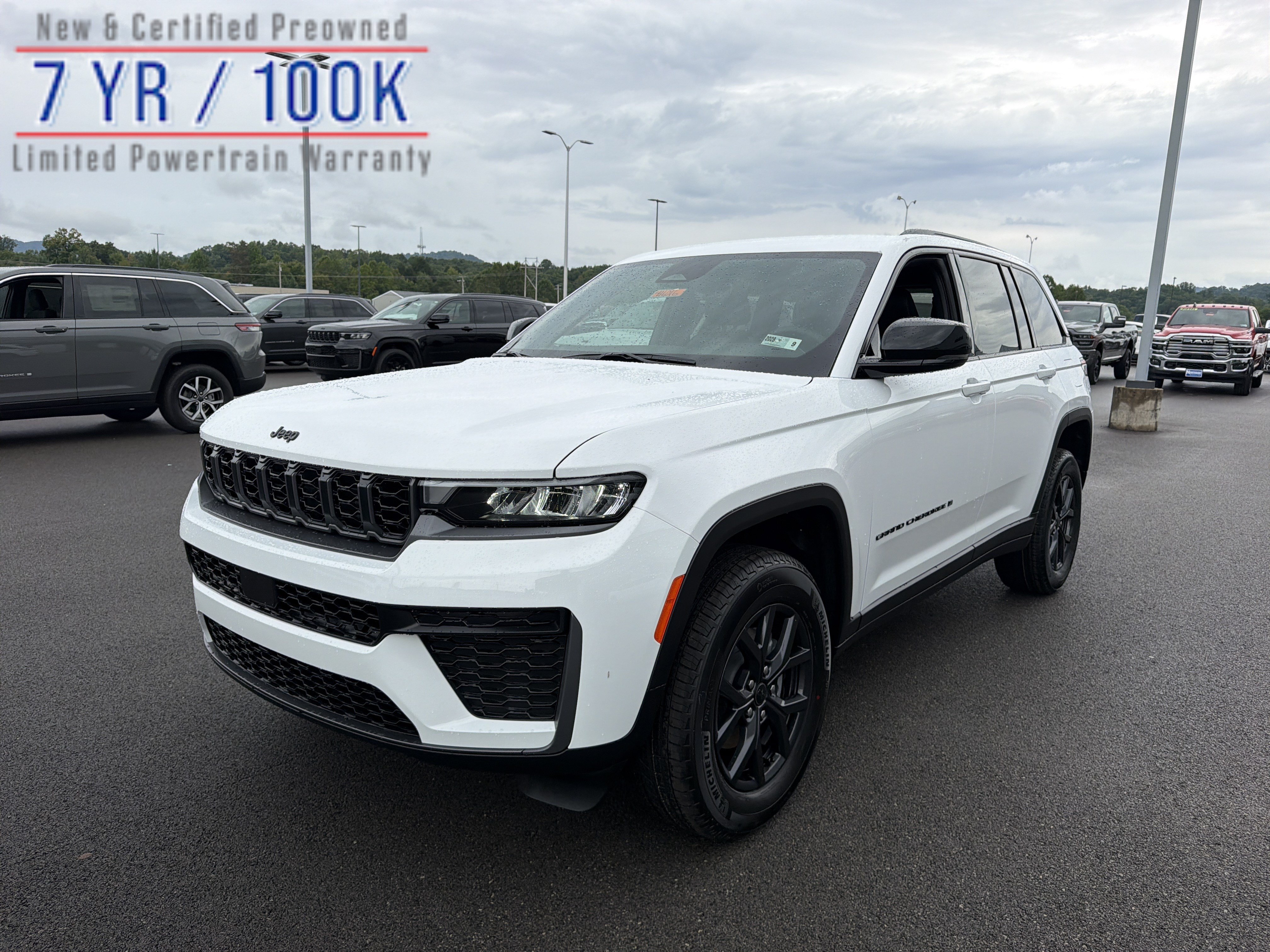 New 2027 Jeep Grand Cherokee 4WD image 1