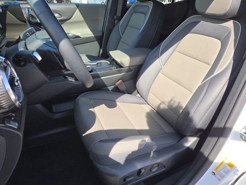 Certified 2026 Chevrolet Equinox LT w/ Convenience Package II AWD/4WD image 33