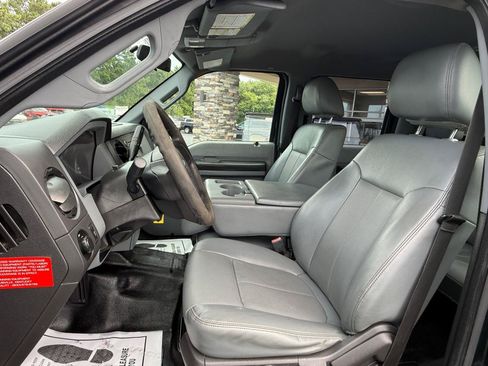 Used 2015 Ford F250 XL AWD/4WD image 11