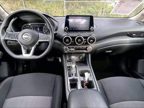Used 2024 Nissan Sentra SV FWD image 15