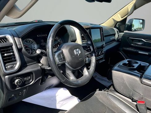 Used 2019 RAM 1500 Laramie AWD/4WD image 15