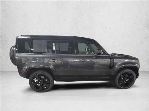 New 2026 Land Rover Defender 110 X-Dynamic SE AWD/4WD image 4