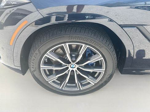 Used 2026 BMW X6 xDrive40i AWD/4WD image 37