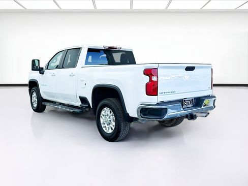 Used 2023 Chevrolet Silverado 2500 LT w/ Convenience Package image 6