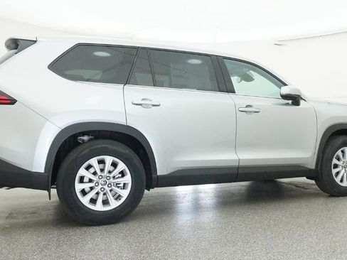 New 2026 Toyota Grand Highlander XLE image 26