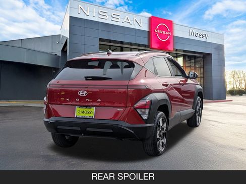Used 2025 Hyundai Kona SEL image 8