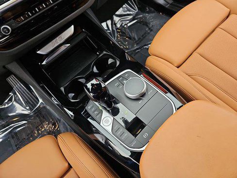 Used 2024 BMW X3 sDrive30i w/ Convenience Package image 25