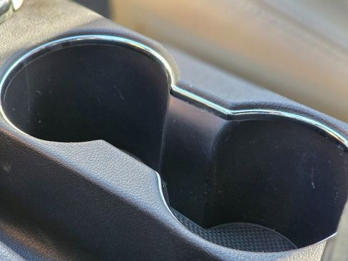 Used 2012 Hyundai Elantra Limited w/ Technology Pkg 5 image 40