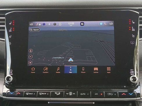 Certified 2024 Jeep Wagoneer Series II image 27