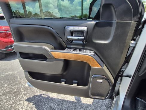 Used 2016 Chevrolet Silverado 1500 LTZ w/ LTZ Plus Package AWD/4WD image 23