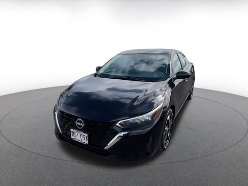 Used 2025 Nissan Sentra SV FWD image 7