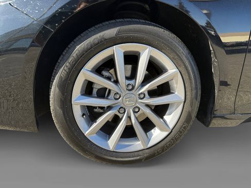Used 2022 Honda Accord LX image 9