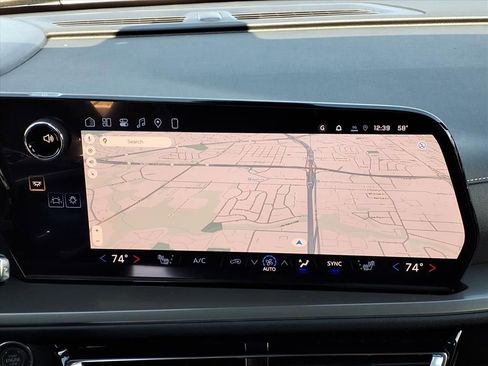 New 2026 Chevrolet Traverse LT w/ Sun and Wheel Package image 17