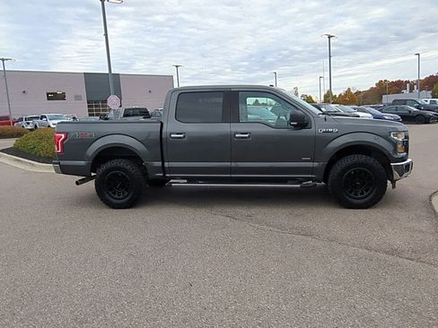Used 2016 Ford F150 XLT w/ Equipment Group 302A Luxury image 9