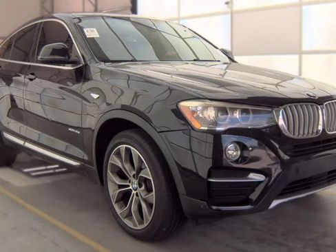Used 2016 BMW X4 xDrive35i w/ Technology Package AWD/4WD image 2