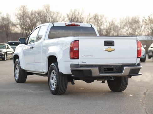 Used 2018 Chevrolet Colorado W/T image 5